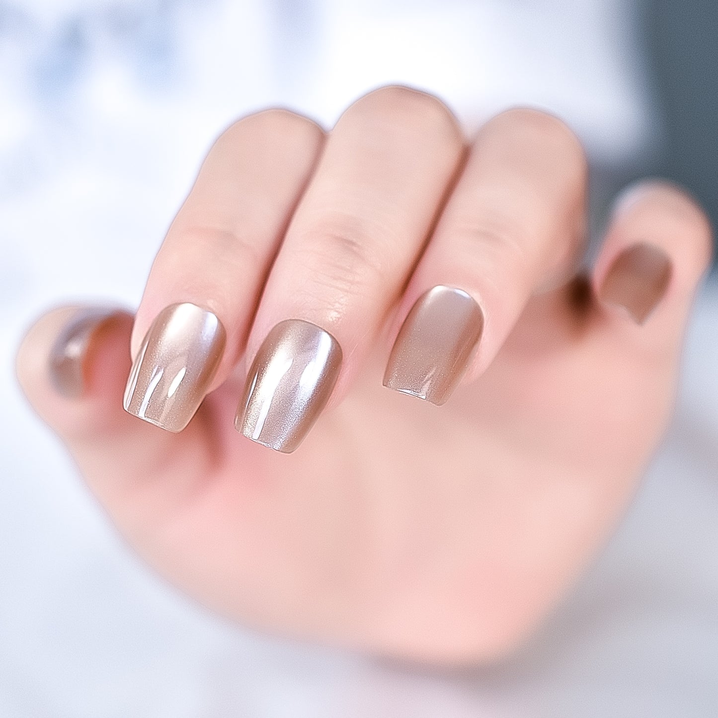 Hellbraun - Cat-Eye-Nägel
