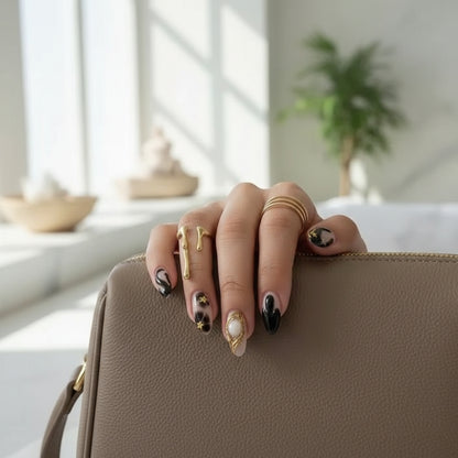 Golden Eclipse - 24 Nails Set - Secret Teddy