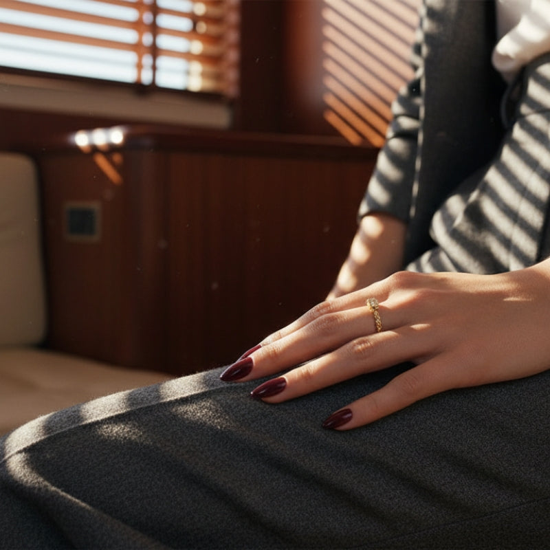 French Short Almond Nails - GD36 - Secret Teddy