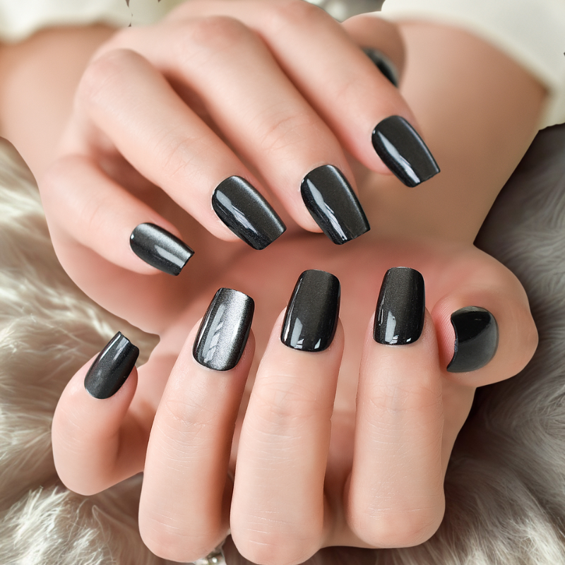 Black cat eye nails