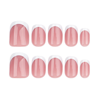Ongles courts et carrés français - GD25