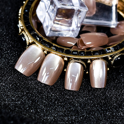 Hellbraun - Cat-Eye-Nägel