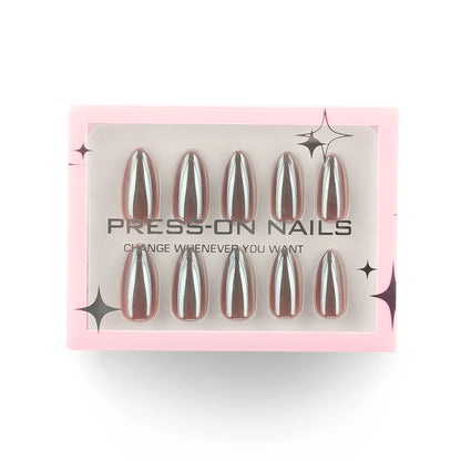 Ongles longs en amande - GD61