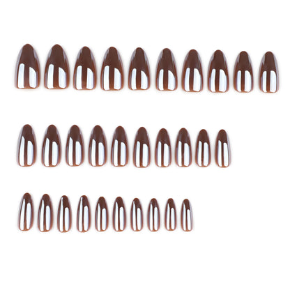 Ongles longs en amande - GD61